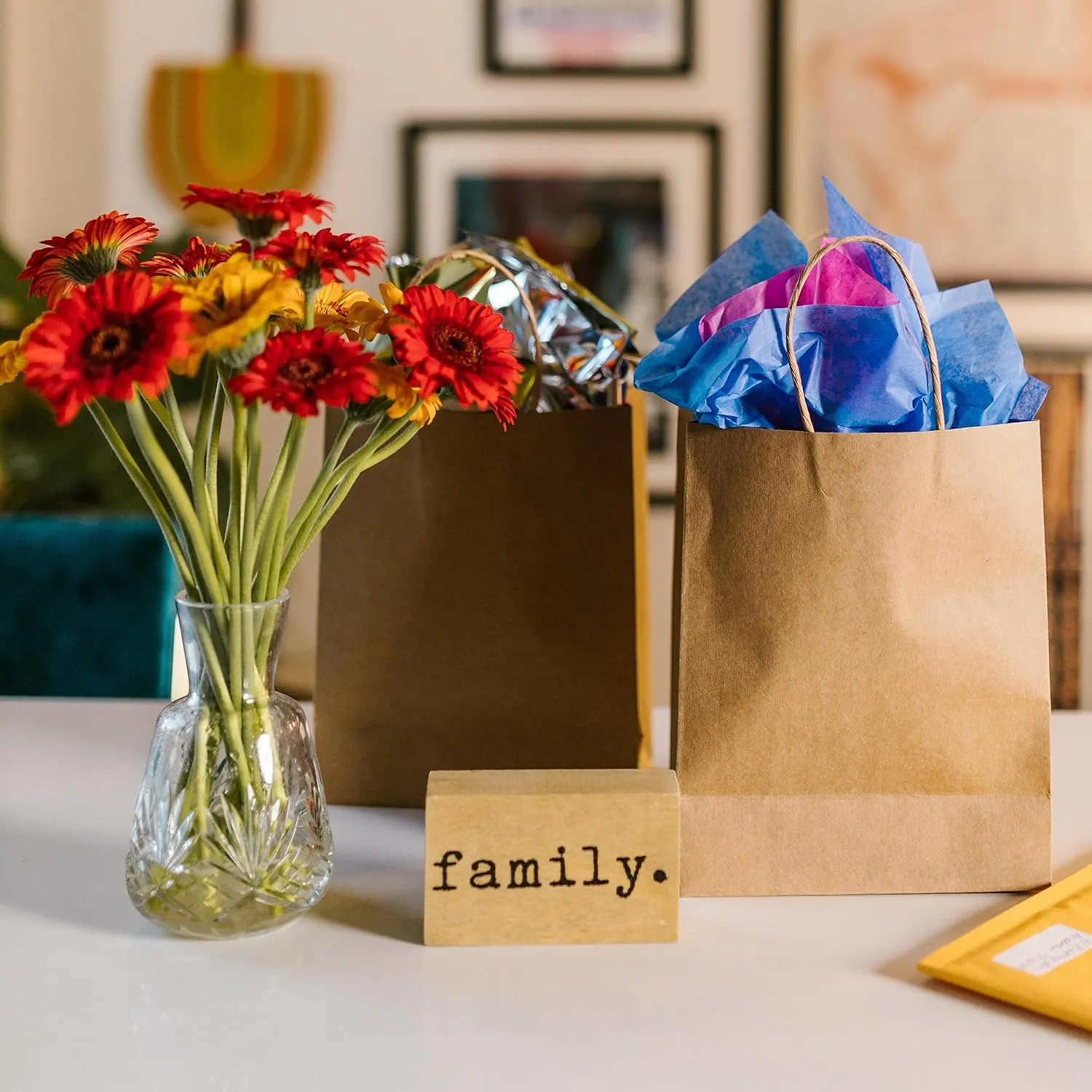 Brothersbox Small Brown Paper Bags with Handles 100PCS, 5.25 * 3.25 * 8 Inch Kraft Gift Bags Bulk for Craft Shopping Business Party Favor Retail Birthday Grocery