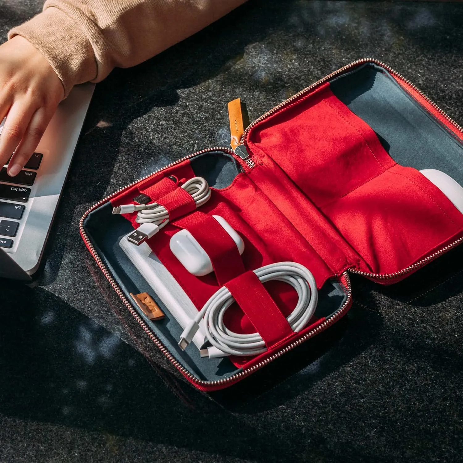 Large Travel Digital Accessories Storage Bag, Portable Gadget Organizer Case, Zippered Tech Kit Organizer Pouch - Red(Canvas)