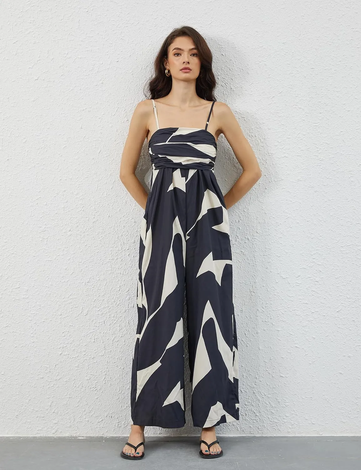 Summer Wide Leg Jumpsuits Women Casual Boho Spaghetti Strap Sleeveless Long Rompers 2025 Trendy One Piece Outfits