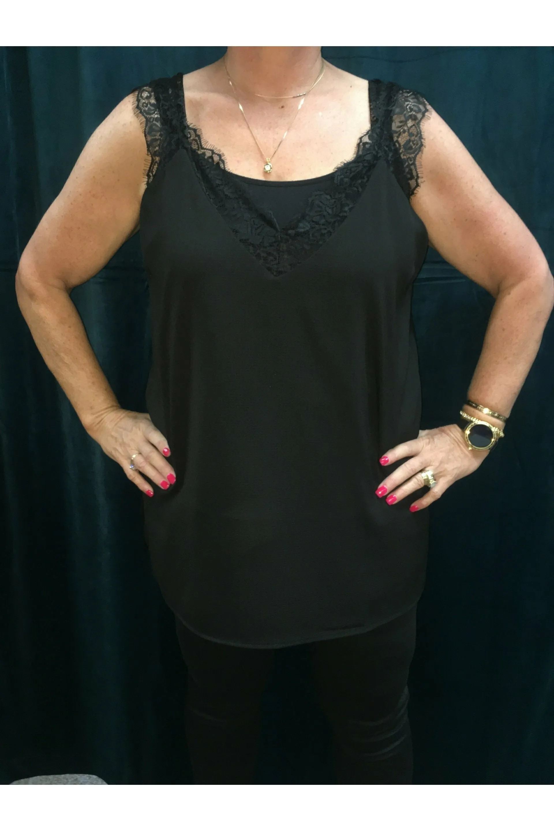 Umgee Black Floral Eyelash Lace Plus Cami