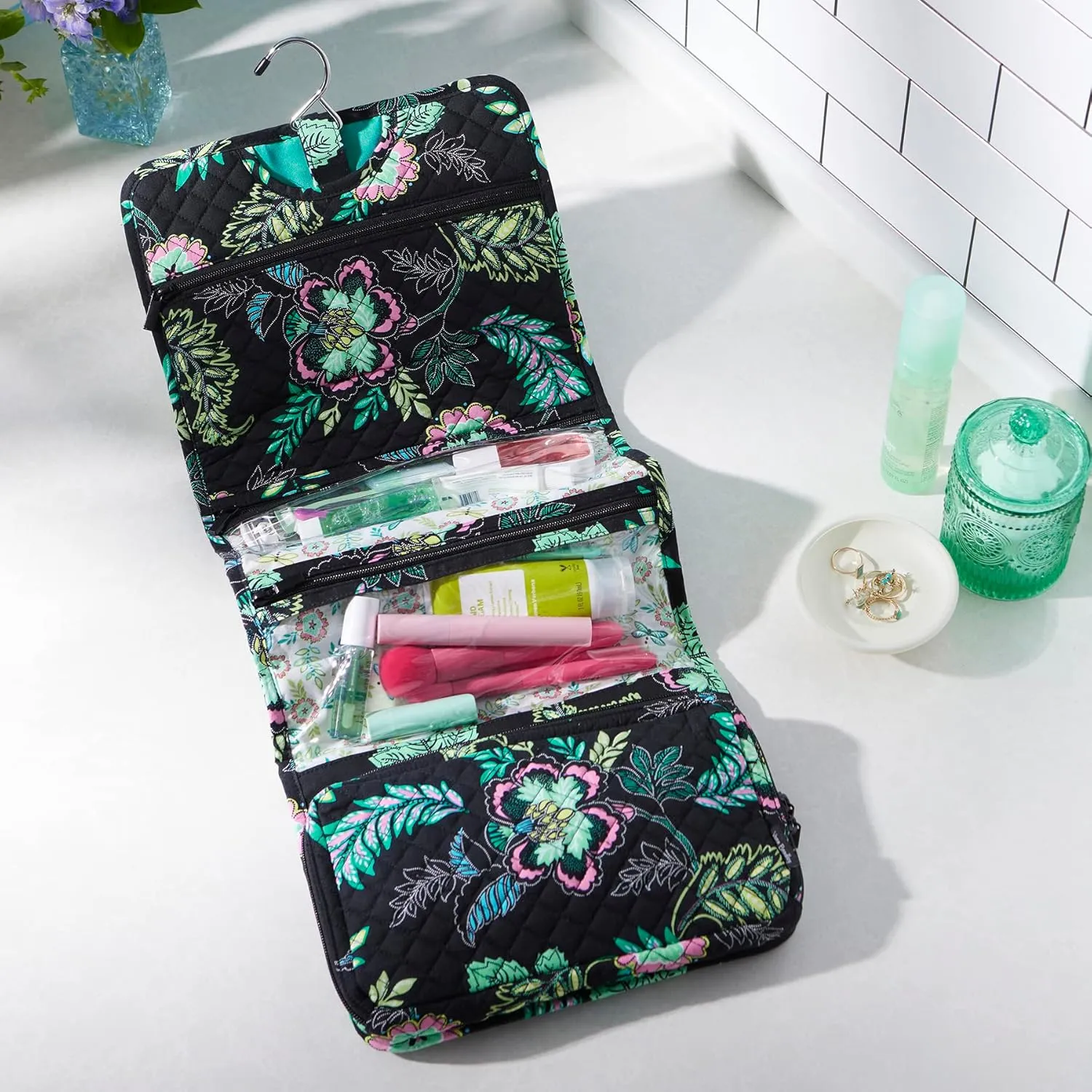 Vera Bradley Women's Premium Cotton Hanging Travel Organizer